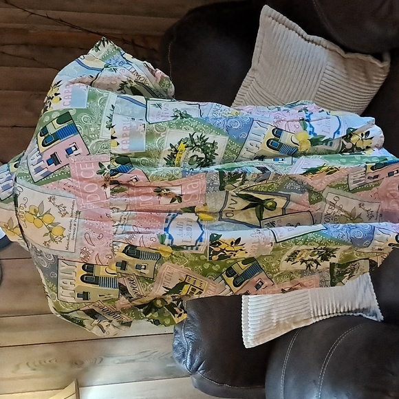 Jane and Delancey Frech Graphic Button Down Shirt Size S - Picture 4 of 9